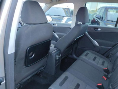 Volkswagen Tiguan 2.0 16V TDI DPF tiptronic Sport & Style (18°) (8)