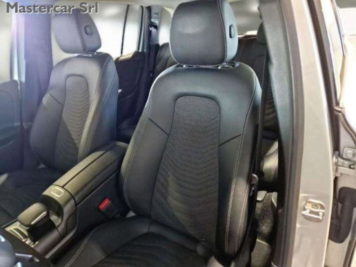 Mercedes-Benz GLB 180 d Business Extra auto 7p.ti (9)