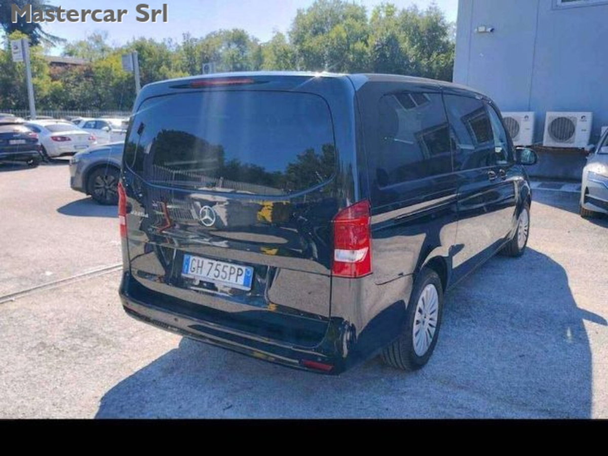 Mercedes-Benz Classe V 220 d Executive Long (4)
