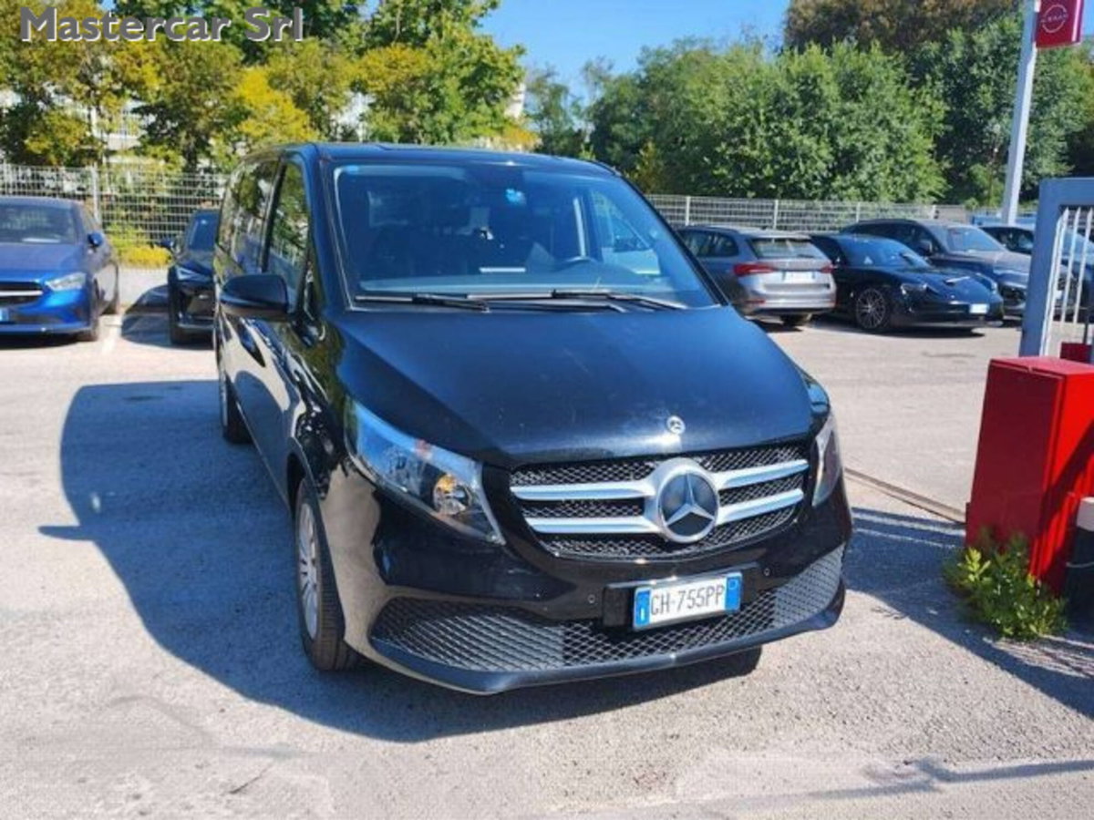 Mercedes-Benz Classe V 220 d Executive Long (5)