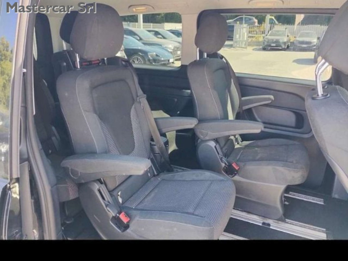 Mercedes-Benz Classe V 220 d Executive Long (7)