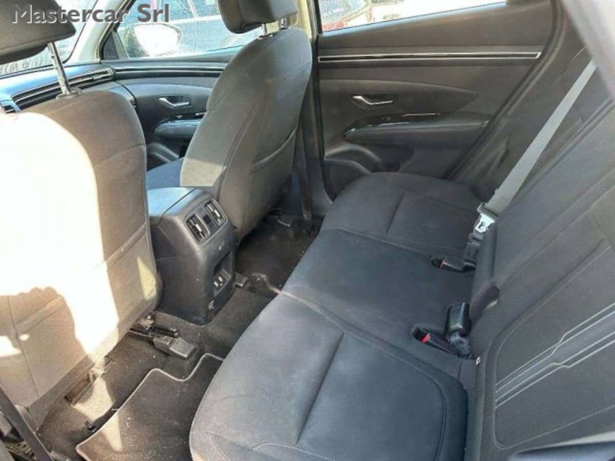 Hyundai Tucson 1.6 crdi 48V Xline 2wd dct (5)