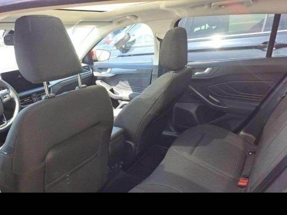 Ford Focus Station Wagon 1.5 ecoblue ST-Line X 115cv auto (10)