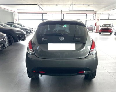 Lancia Ypsilon 1.0 FireFly 5 porte S&S Hybrid Silver Plus (16)