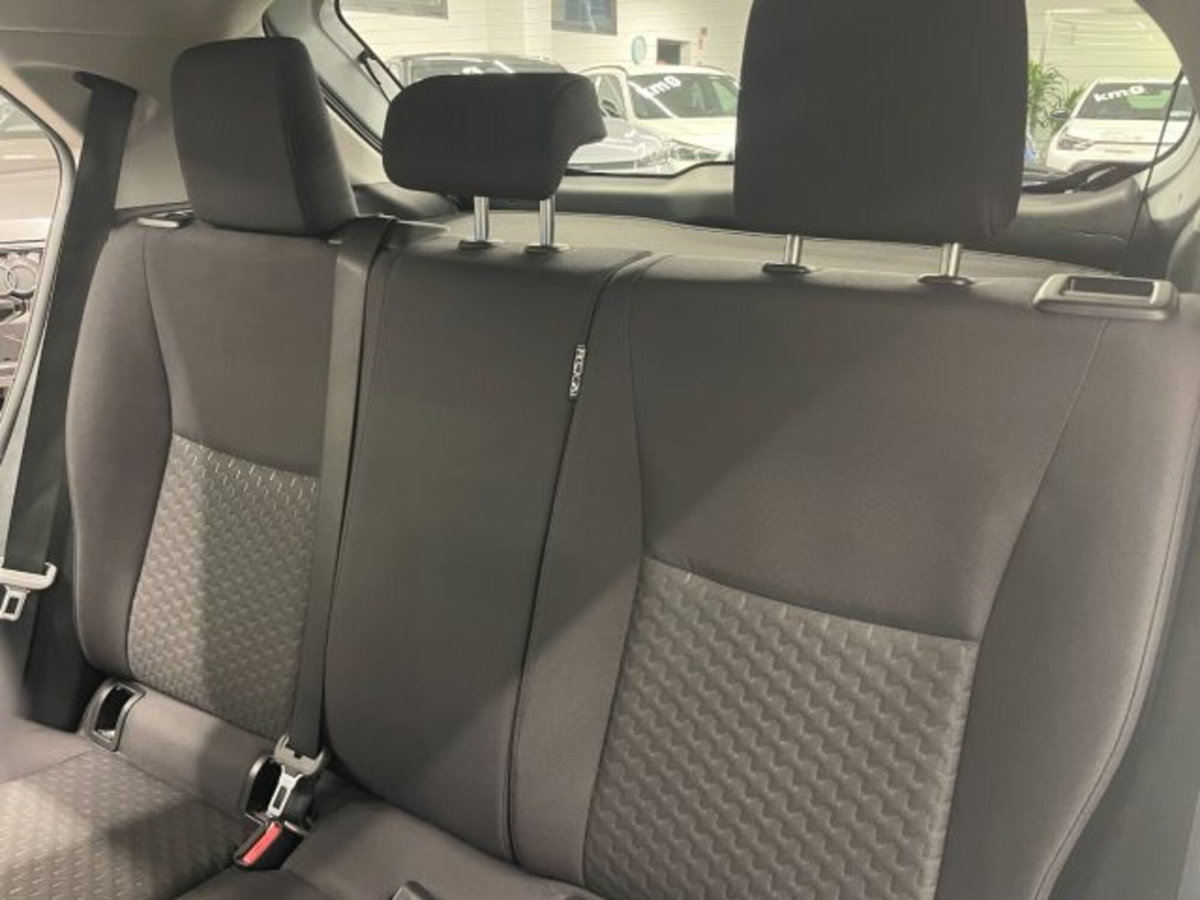 Toyota Yaris Cross 1.5 Hybrid 5p. E-CVT Active (17)