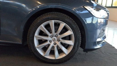 Volvo V90 D4 AWD Geartronic Business Plus (7)