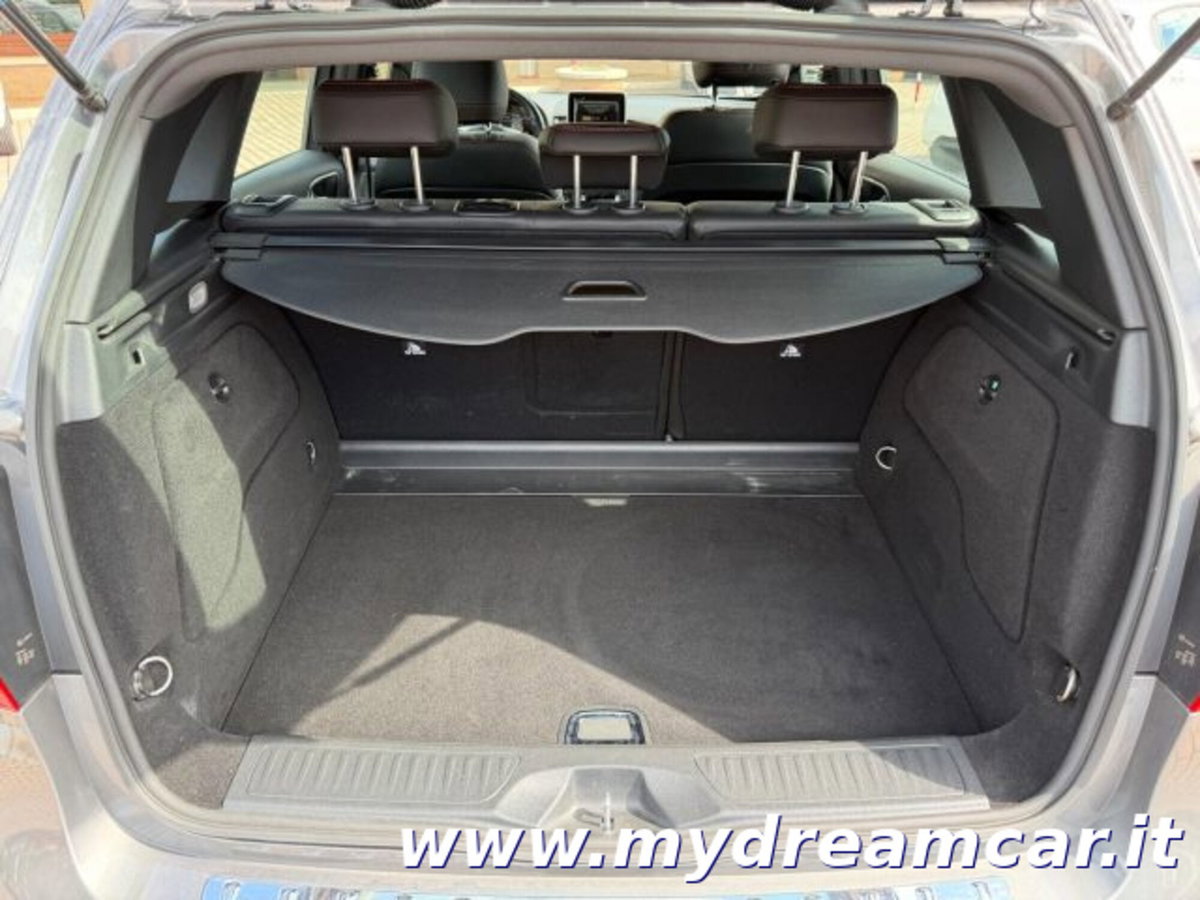 Mercedes-Benz Classe B 180 d Premium (13)