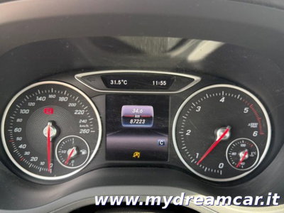 Mercedes-Benz Classe B 180 d Premium (7)