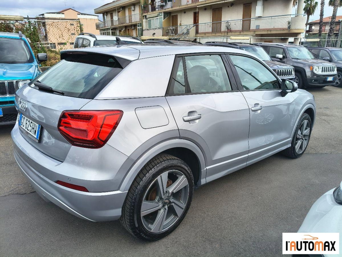 Audi Q2 Q2 1.0 TFSI S tronic Business (5)
