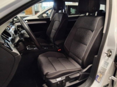 Volkswagen Passat Variant 2.0 TDI SCR EVO DSG Business (15)