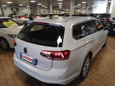Volkswagen Passat Variant 2.0 TDI SCR EVO DSG Business (6)