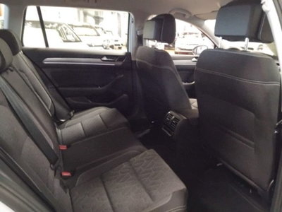Volkswagen Passat Variant 2.0 TDI SCR EVO DSG Business (10)