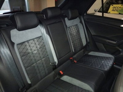 Volkswagen T-Roc 1.5 tsi R-Line dsg (12)