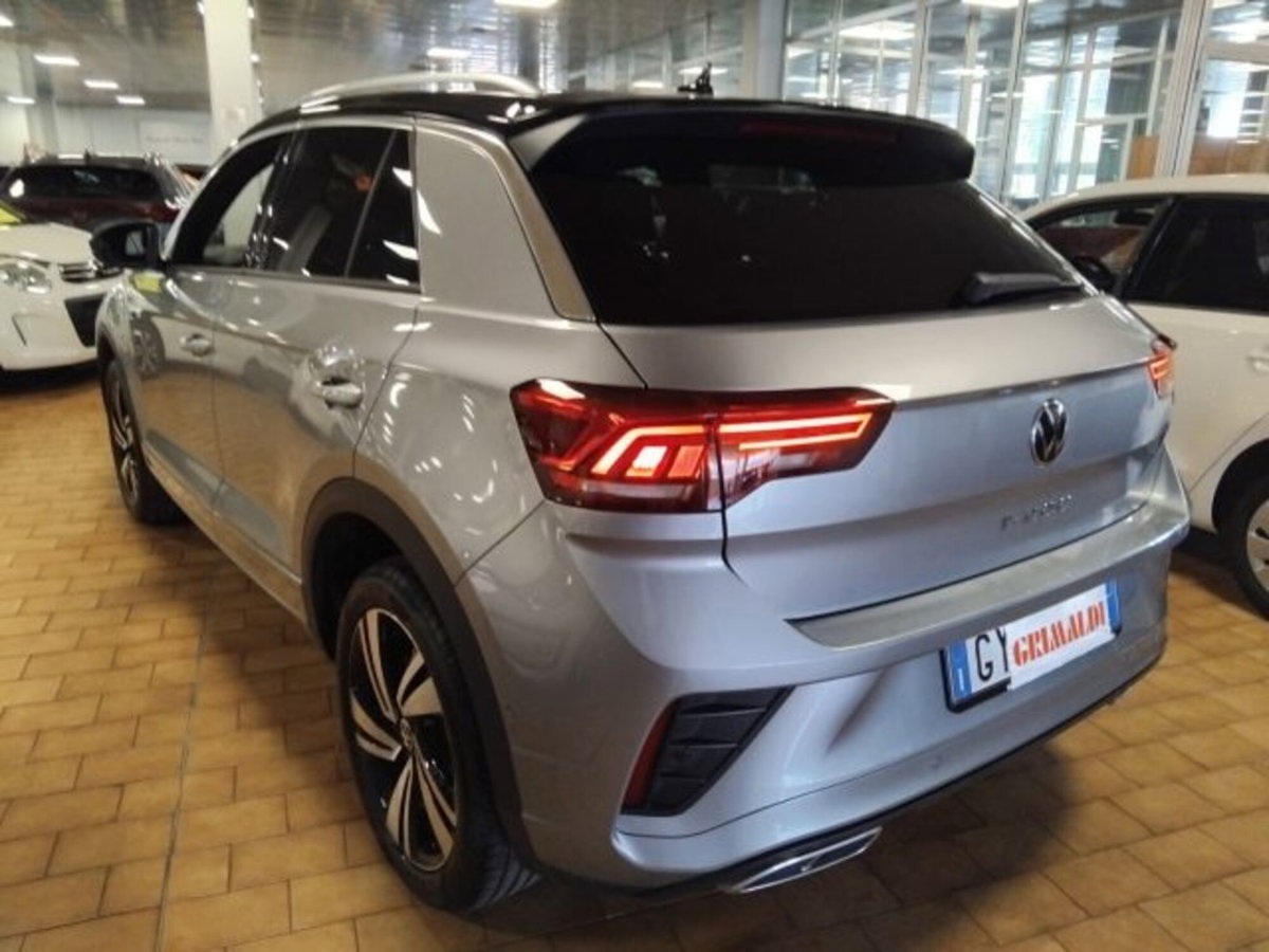 Volkswagen T-Roc 1.5 tsi R-Line dsg (4)