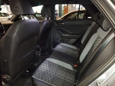 Volkswagen T-Roc 1.5 tsi R-Line dsg (9)
