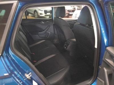 Skoda Kamiq 1.0 tsi Black Dots 115cv dsg (12)
