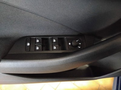 Skoda Kamiq 1.0 tsi Black Dots 115cv dsg (18)
