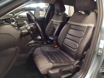 Citroen C4 PureTech 130 S&S EAT8 Shine (18)