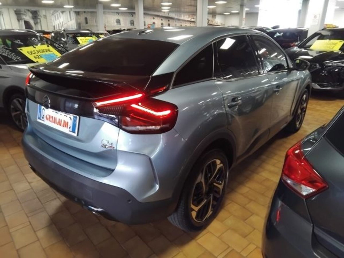 Citroen C4 PureTech 130 S&S EAT8 Shine (7)