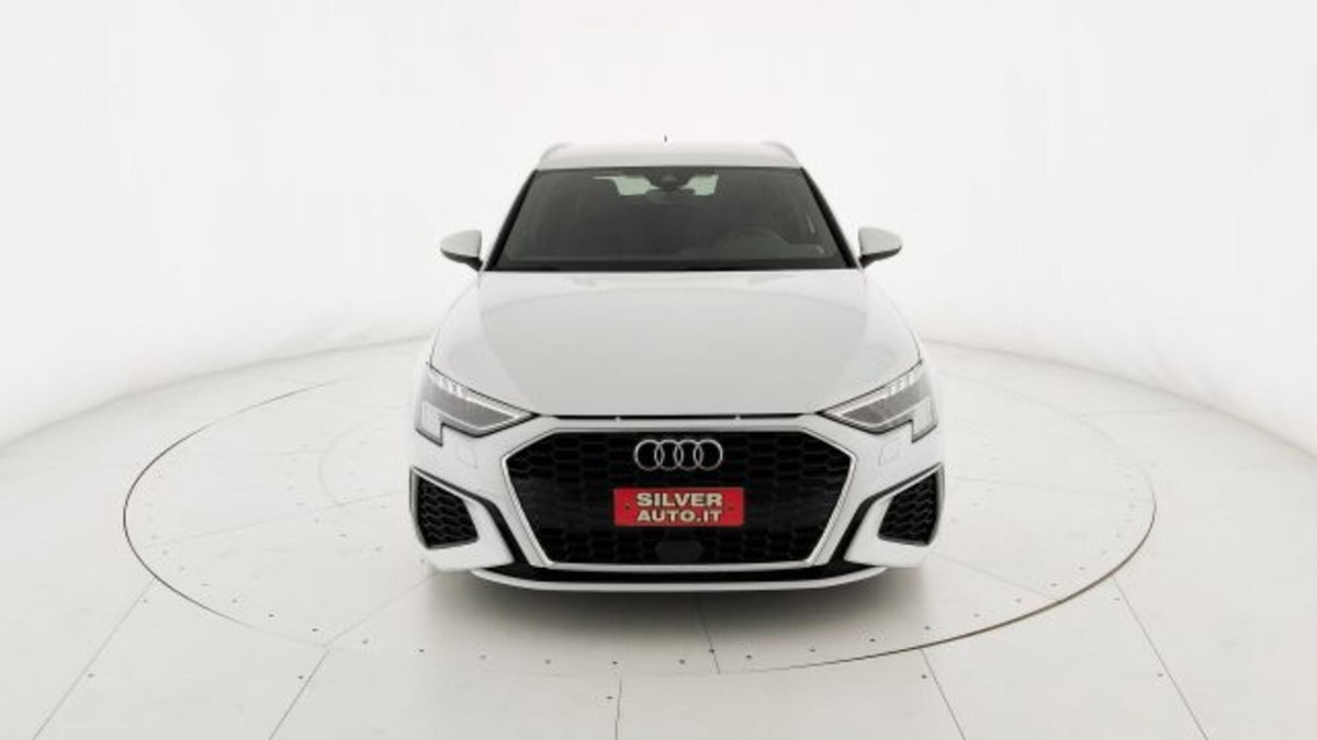 Audi A3 Sportback 35 TDI S tronic S line edition (2)