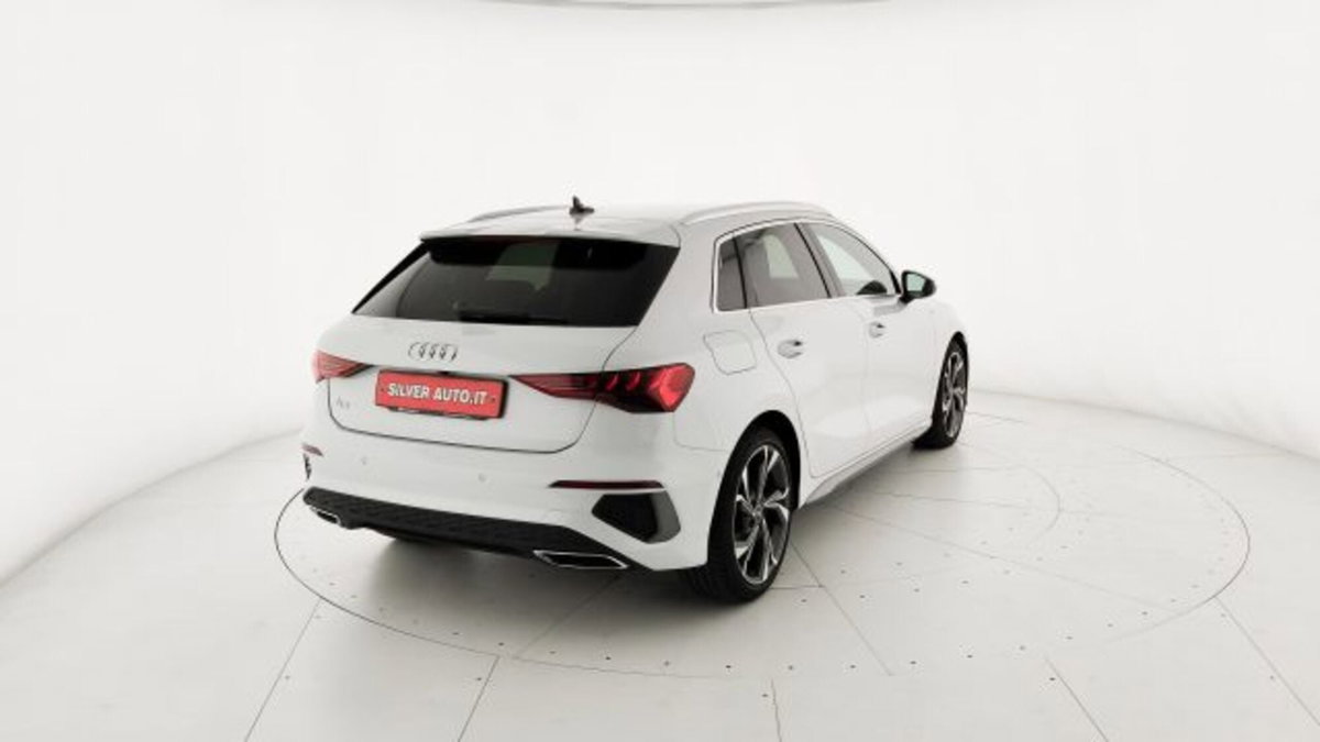 Audi A3 Sportback 35 TDI S tronic S line edition (7)