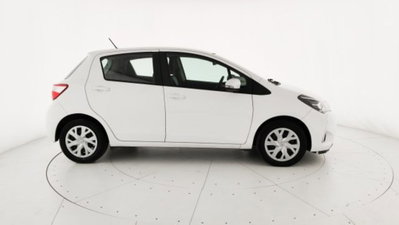Toyota Yaris 1.0 72 CV 5 porte Active (8)