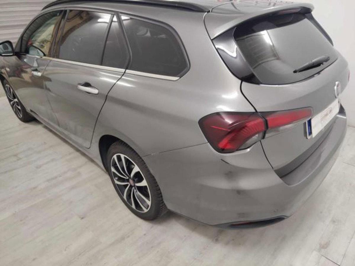 Fiat Tipo Station Wagon Tipo 1.6 Mjt S&S SW Lounge (3)