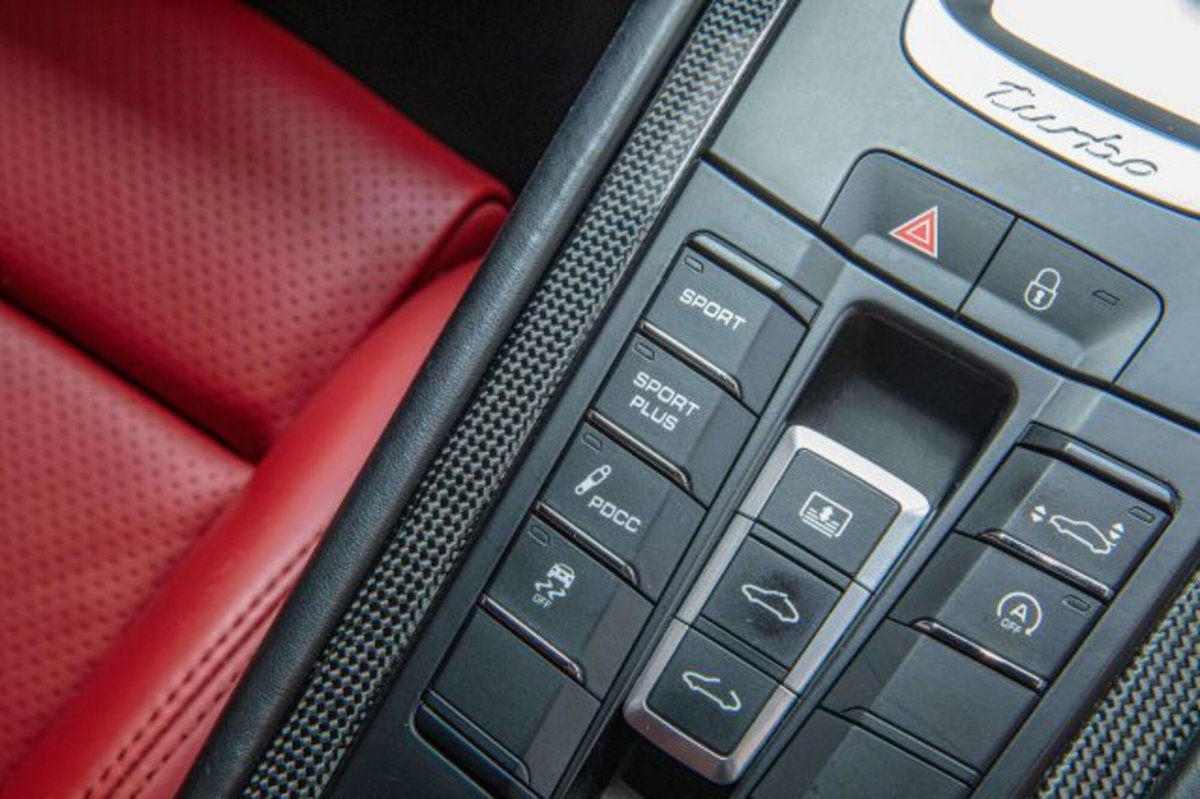 Porsche 911 Cabrio 3.8 Turbo S (12)