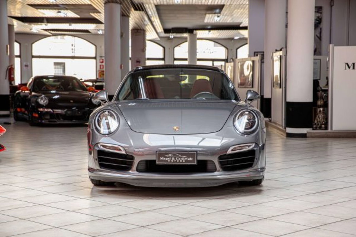 Porsche 911 Cabrio 3.8 Turbo S (2)