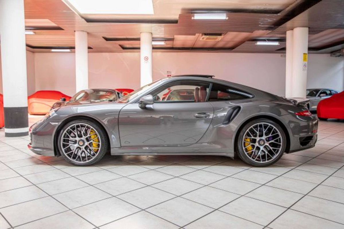 Porsche 911 Cabrio 3.8 Turbo S (4)