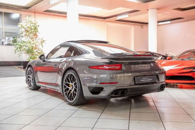 Porsche 911 Cabrio 3.8 Turbo S (5)