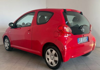 Toyota Aygo 1.0 12V VVT-i 3 porte Sol (4)
