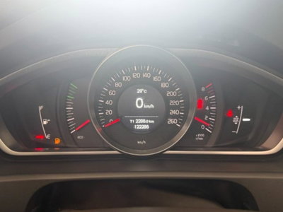 Volvo V40 T2 Summum (12)
