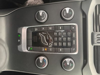 Volvo V40 T2 Summum (13)