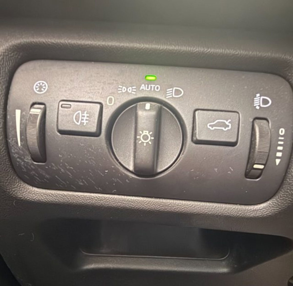 Volvo V40 T2 Summum (15)