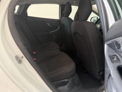 Volvo V40 T2 Summum (18)