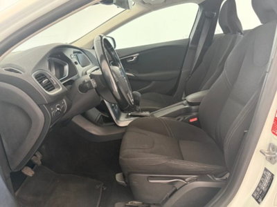 Volvo V40 T2 Summum (19)