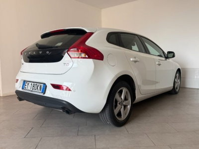 Volvo V40 T2 Summum (4)