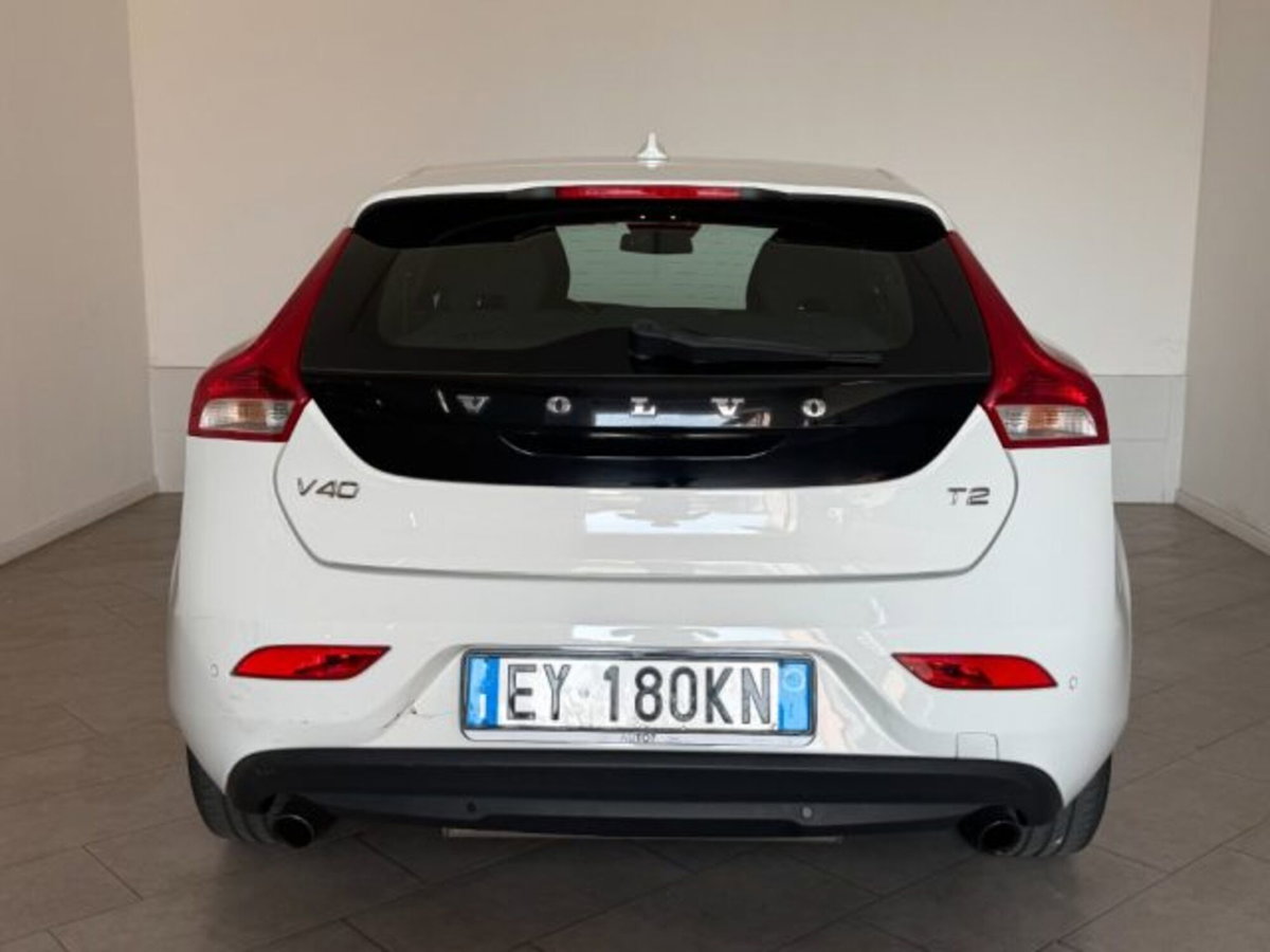Volvo V40 T2 Summum (5)