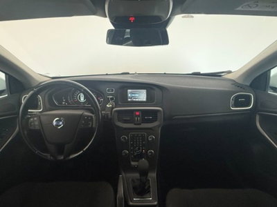 Volvo V40 T2 Summum (9)