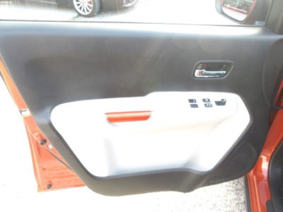 Suzuki Ignis 1.2 Dualjet Cool (9)