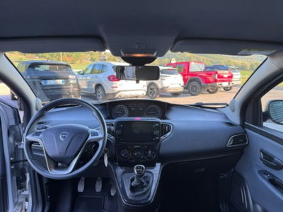 Lancia Ypsilon 1.0 FireFly 5 porte S&S Hybrid Ecochic Gold (12)
