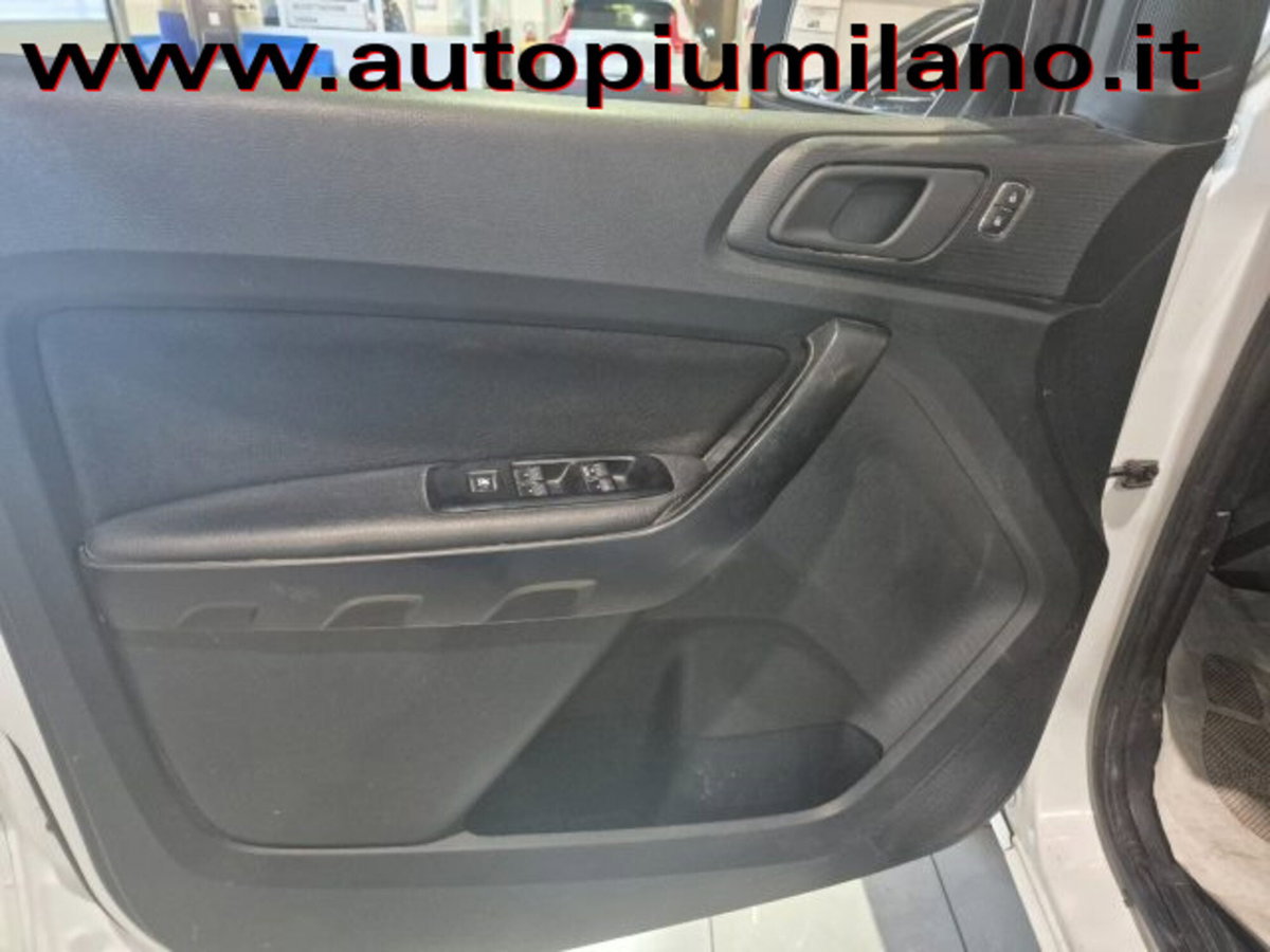 Ford Ranger Pick-up Ranger 2.0 TDCi DC XLT 5 posti (17)