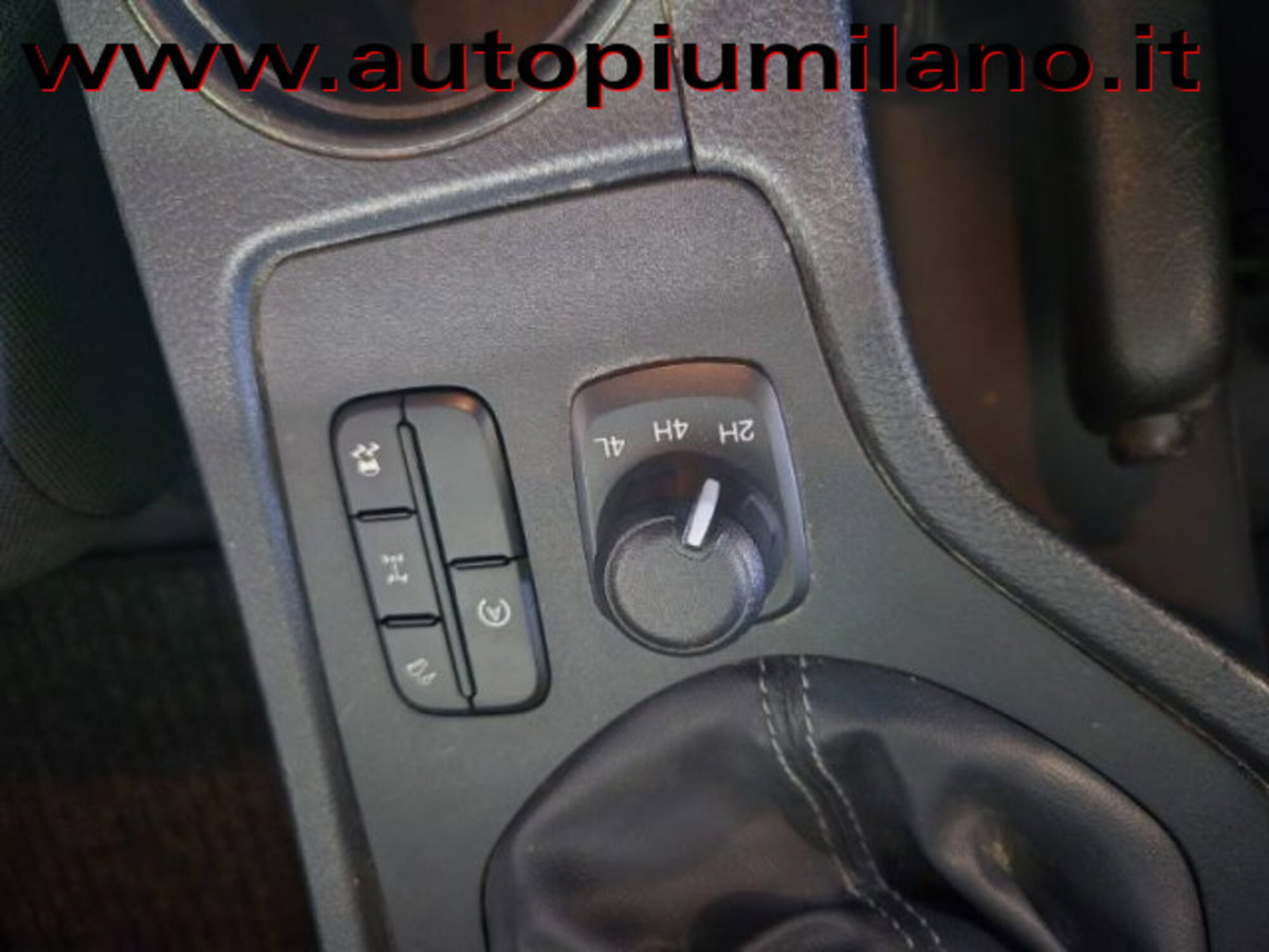 Ford Ranger Pick-up Ranger 2.0 TDCi DC XLT 5 posti (18)
