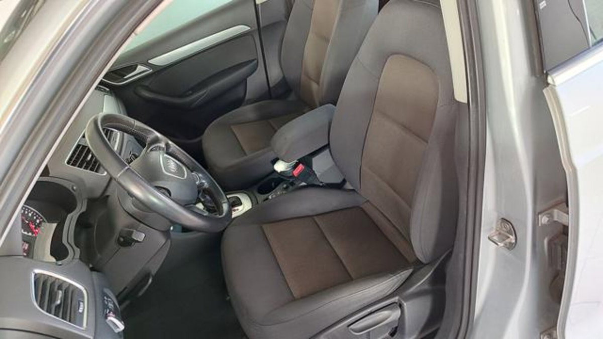 Audi Q3 2.0 TDI 177 CV quattro Business (17)