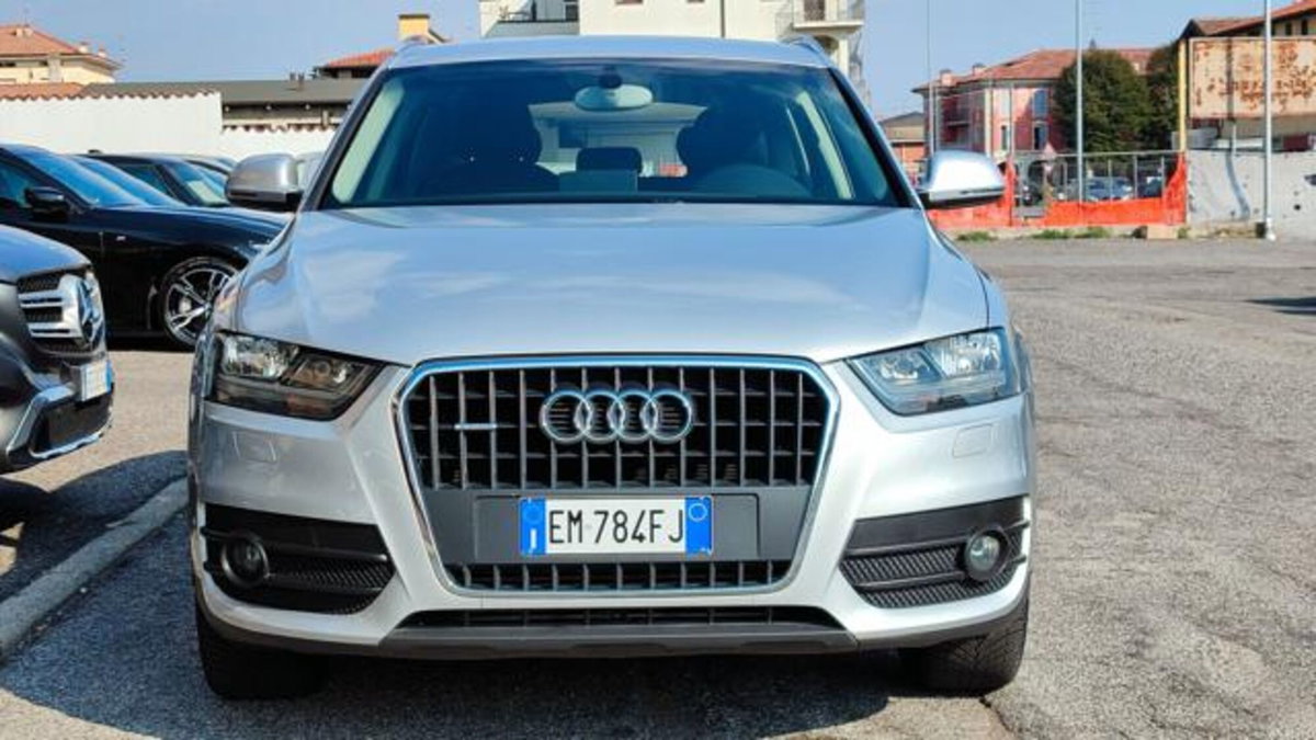 Audi Q3 2.0 TDI 177 CV quattro Business (2)