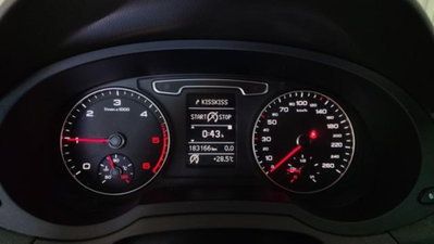 Audi Q3 2.0 TDI 177 CV quattro Business (8)