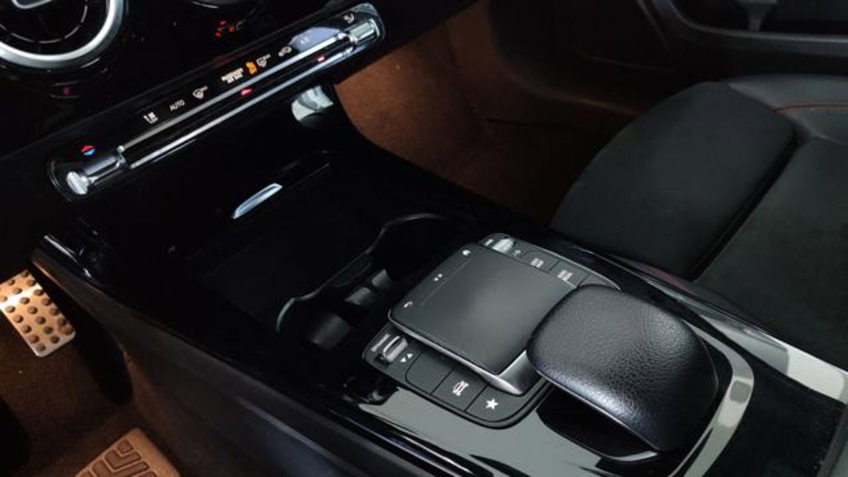 Mercedes-Benz Classe A 220 d AMG Line Premium Plus auto (15)