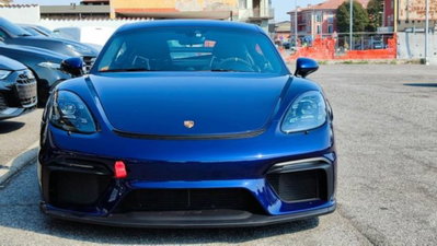 Porsche 718 Cayman  Cayman 4.0 GT4 (2)