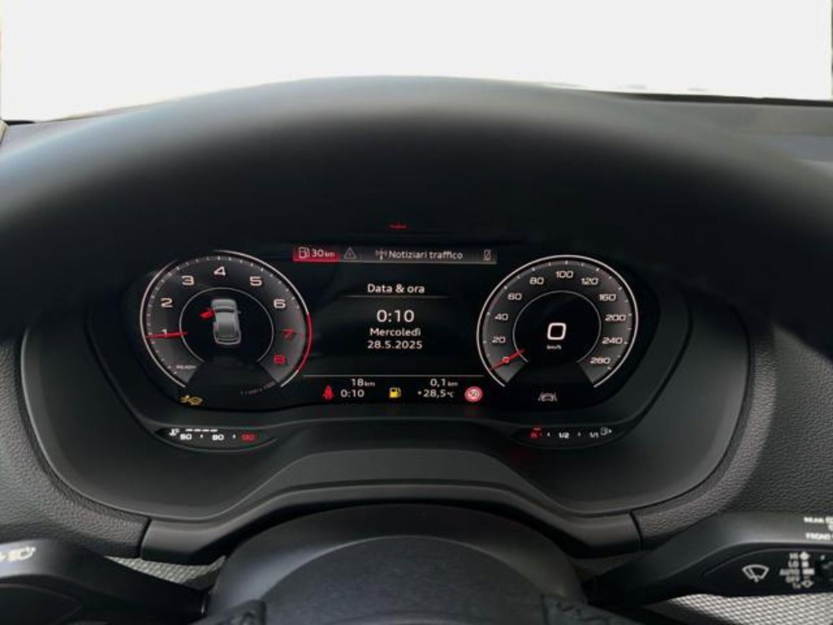 Audi Q2 35 1.5 tfsi Business Advanced s-tronic (8)
